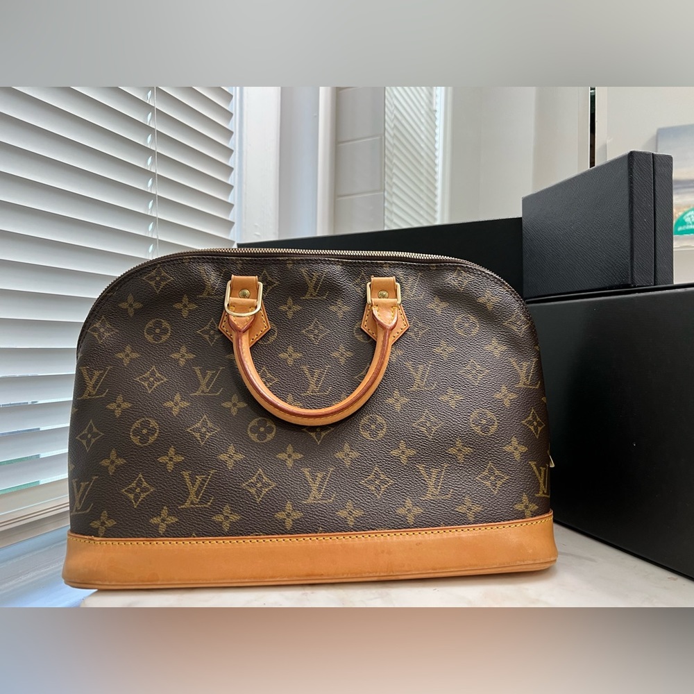 Louis Vuitton Alma PM in Monogram